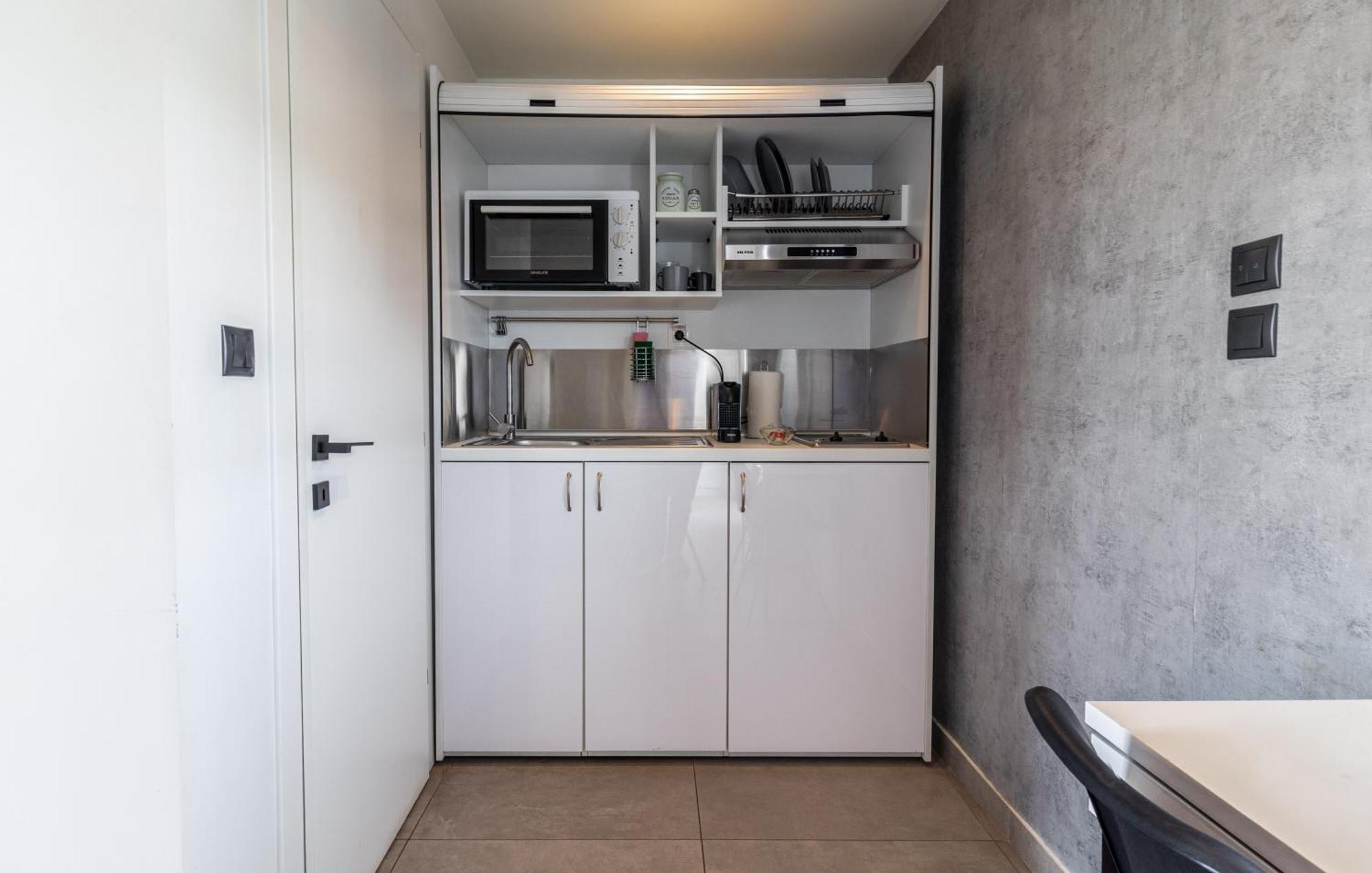 Raise Thessaloniki Avocado Suites Bagian luar foto