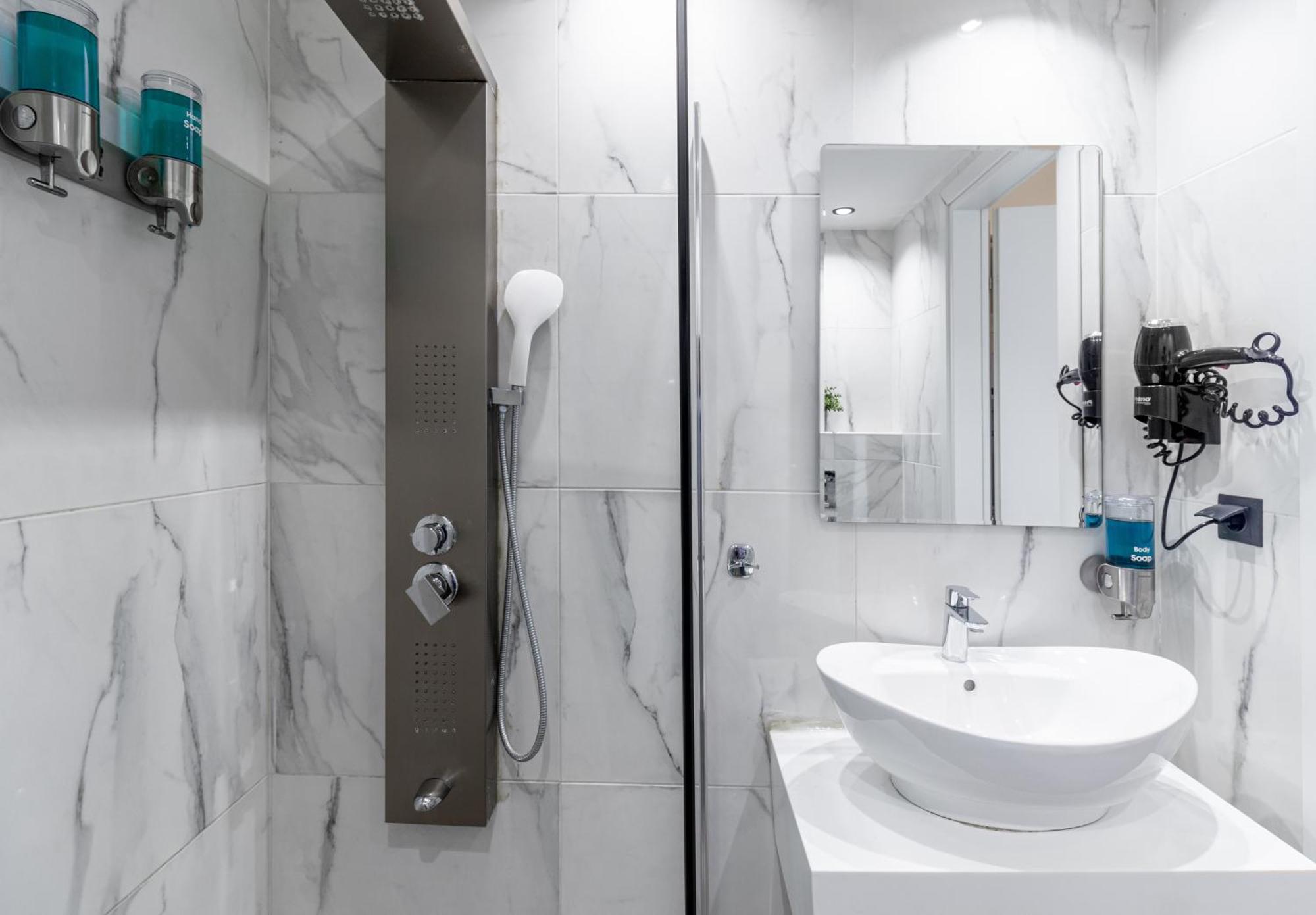 Raise Thessaloniki Avocado Suites Bagian luar foto