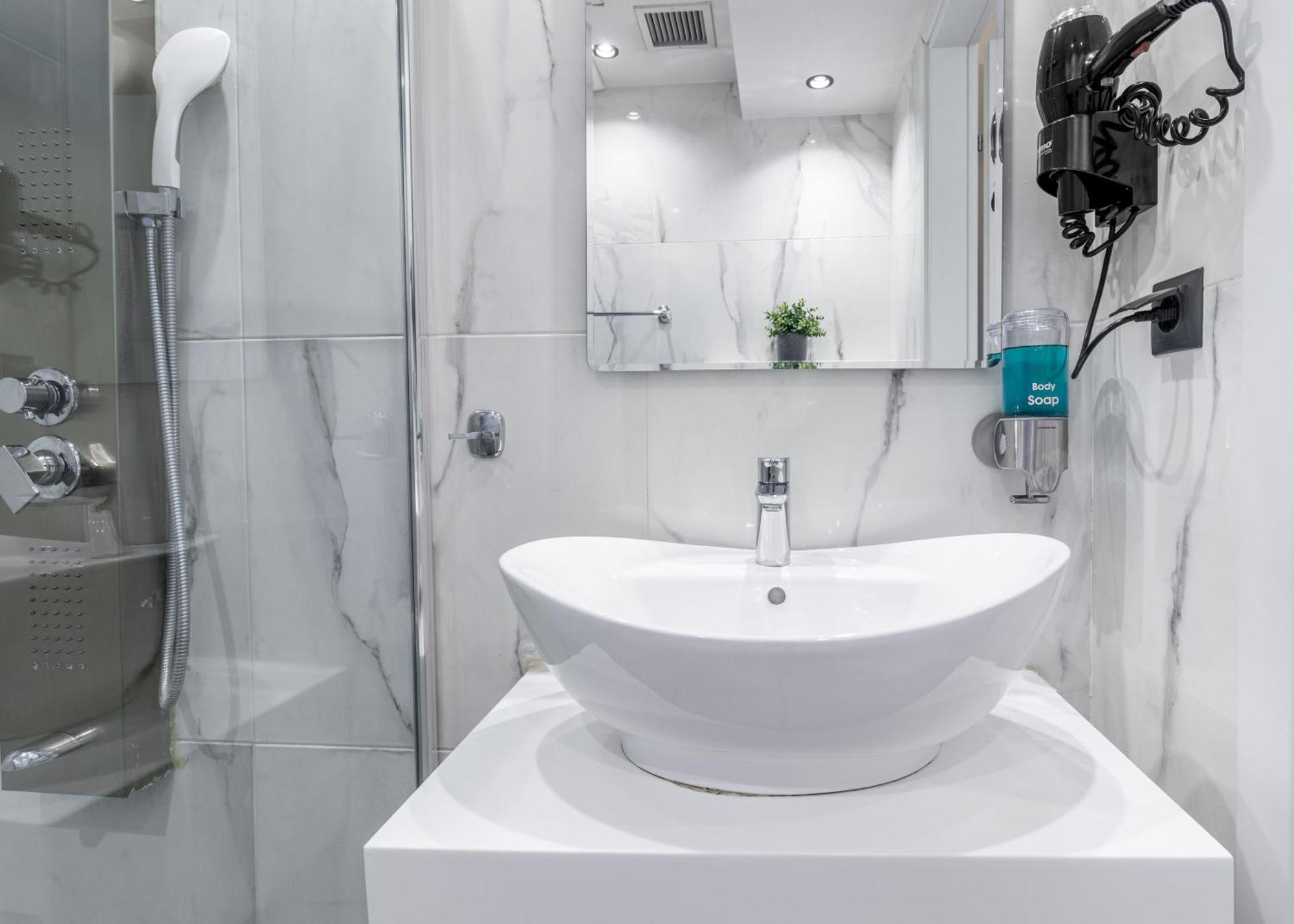 Raise Thessaloniki Avocado Suites Bagian luar foto